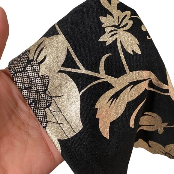 2Xtremz Women’s Printed Bodycon Top - Picture 8 of 8